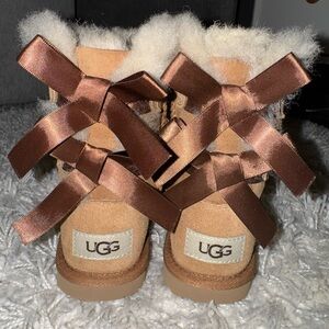 Ugg Bailey Bow Boots NEVER WORN!!